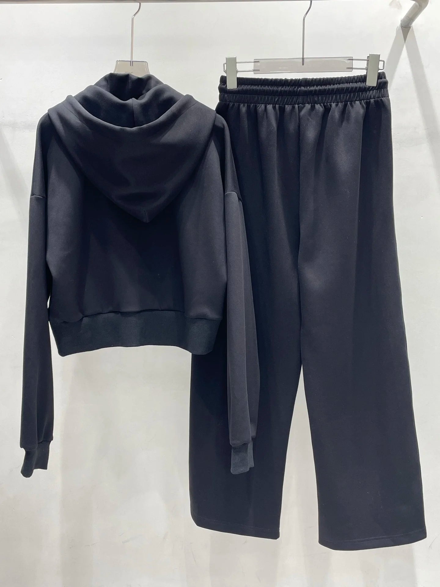 Women's Hooded Cropped Sweatshirt and Wide Leg Sweatpants Set ZX18585