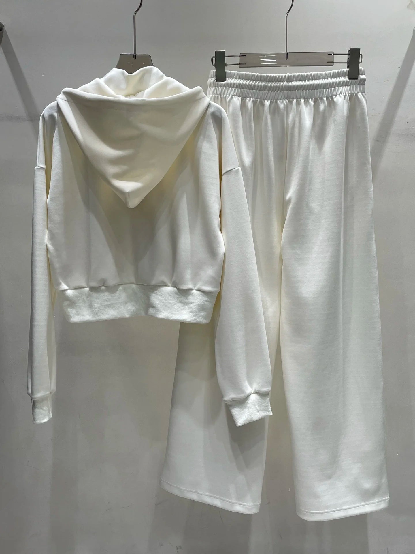 Women's Hooded Cropped Sweatshirt and Wide Leg Sweatpants Set ZX18585