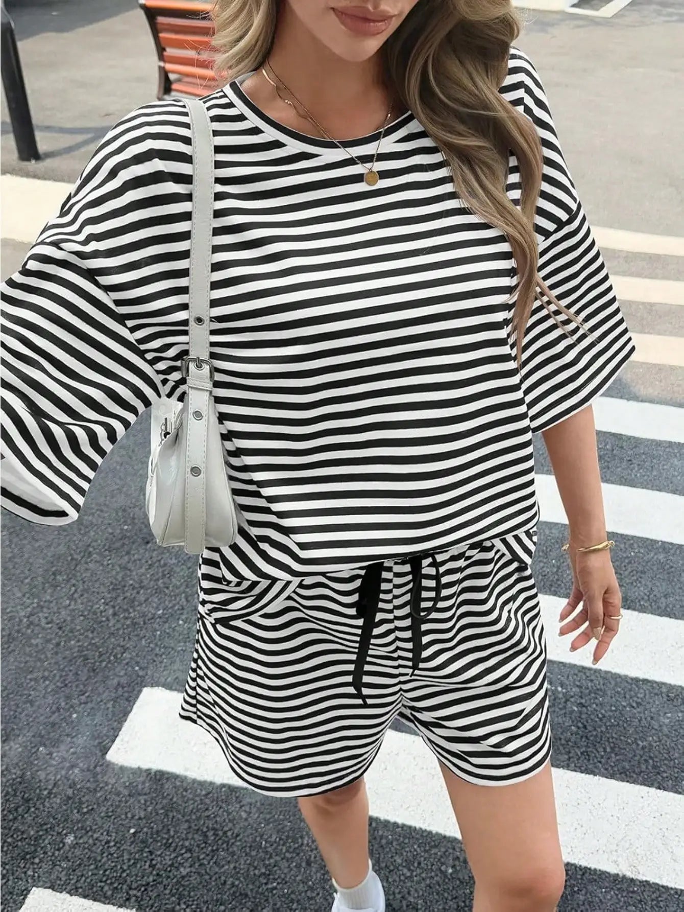 Fisoew Striped Athleisure 2Piece Lounge Set With High Waist Shorts