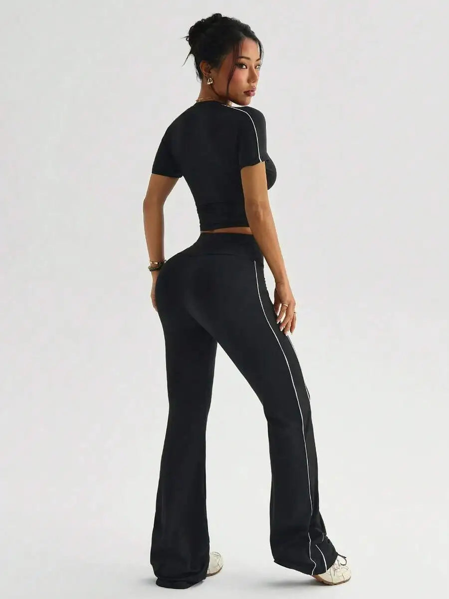 Dewbera Women's Yoga Two-Piece Set Tee and Flared Pants