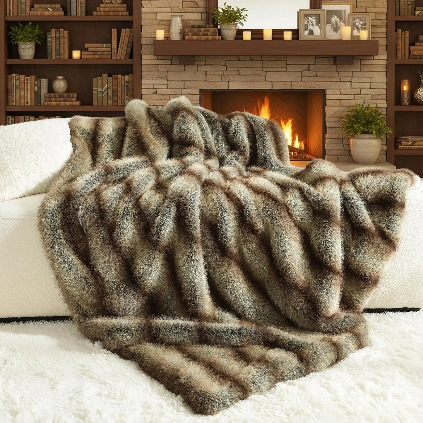 Luxurious Plush Throw Blanket With Faux Fur For Cozy Comfort
