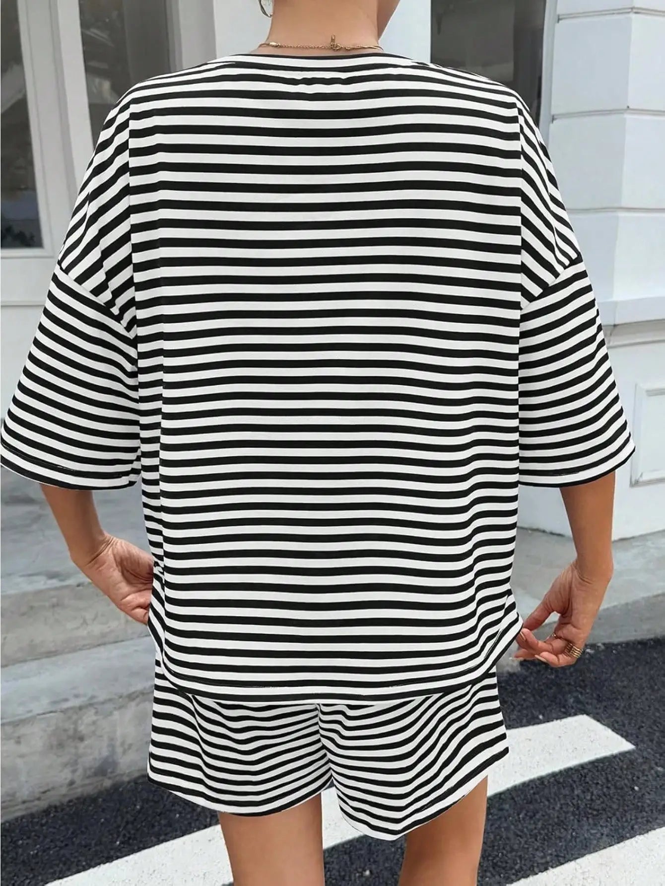 Fisoew Striped Athleisure 2Piece Lounge Set With High Waist Shorts